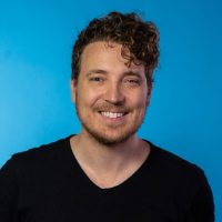 Shane Snow