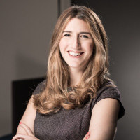 Julia Stiglitz
