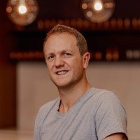 Dan Warne