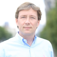 Niels T.